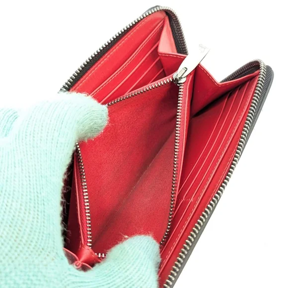 ✨️💎Authentic Christian louboutin Spike Stud Long Zippy Wallet - Picture 13 of 16